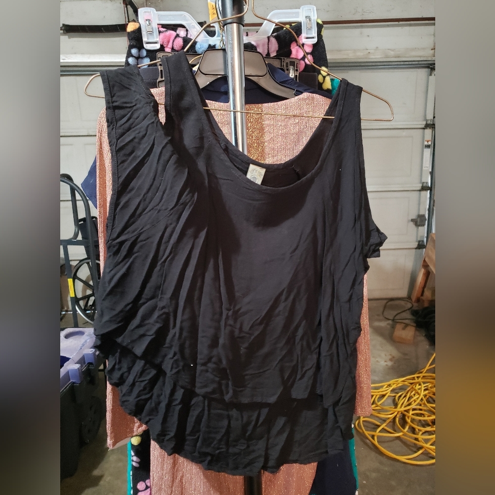 Black 2-Strap Top XS-M